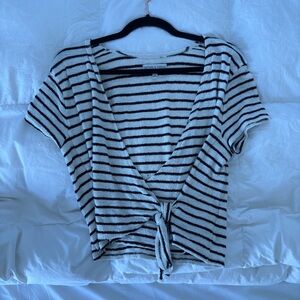 Madewell Texture and Thread top (able to untie the knot) size M